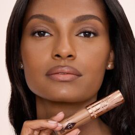 KOREKTOR AIRBRUSH FLAWLESS BLUR 12 TAN-DEEP