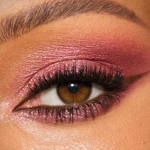PALETA CHARLOTTE Z TRENDOWYMI KOSMETYKAMI DO POKAZANIA OCZU PINK LOVE