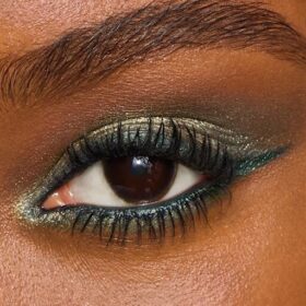 PALETA CHARLOTTE Z TRENDOWYMI PRODUKTAMI DO MAKIJAŻU OCZU EMERALD EFFECT