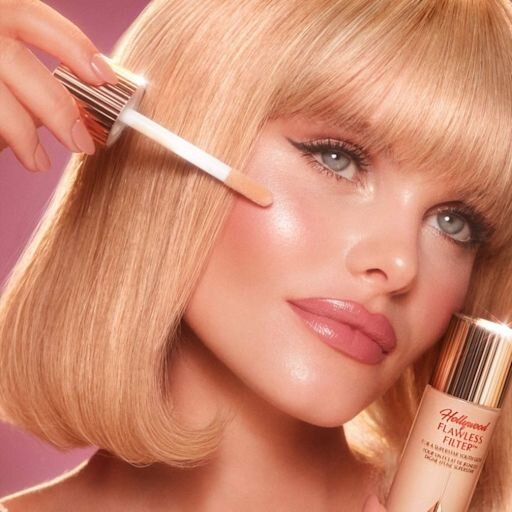 ZESTAW DO MAKIJAŻU W FORMACJI PODRÓŻNEJ „BEAUTY CHECK-IN KIT”