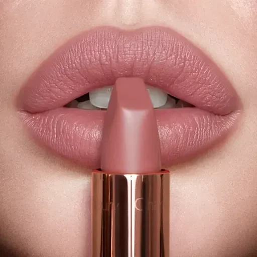 ZESTAW DO MAKIJAŻU W FORMACJI PODRÓŻNEJ „BEAUTY CHECK-IN KIT”