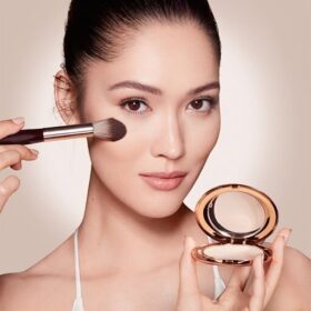 ZESTAW DO Twarzy AIRBRUSH BRIGHTEN & BLUR ON THE GO