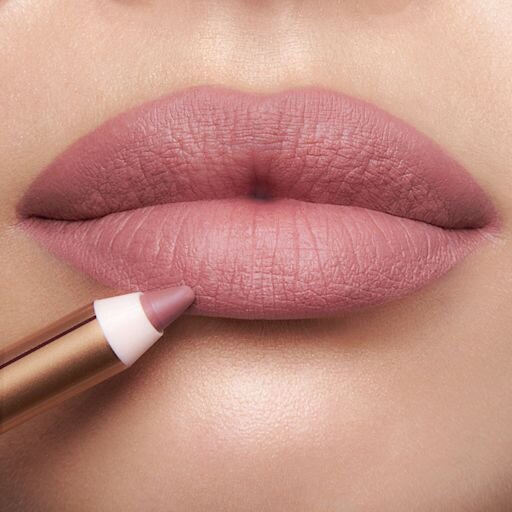 ZESTAW DO UST JUICY, PLUMPER-LOOKING LIPS Kit do ust